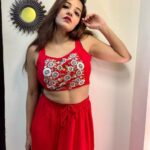 Antara Biswas Instagram - Sometimes I Pose… But Sometimes I Pose As Posing ♥️♥️♥️❤️❤️❤️… #goodmorning #world