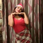 Antara Biswas Instagram – Merry Christmas 🎄…. #aboutlastnight #merrychristmas #hadagreattime…. #love #peace #goodhealth and #godblessusall❤️