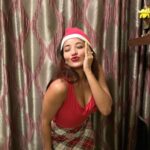 Antara Biswas Instagram – Merry Christmas 🎄…. #aboutlastnight #merrychristmas #hadagreattime…. #love #peace #goodhealth and #godblessusall❤️