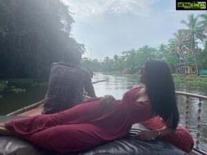 Anu Emmanuel Instagram - While in Kerala 🌴🥥