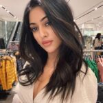 Anu Emmanuel Instagram - 💁‍♀️