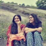 Anu Sithara Instagram – Nokkethadhoorathu Kannum Nattu ❤️❤️
#besties #sisters #wayanad