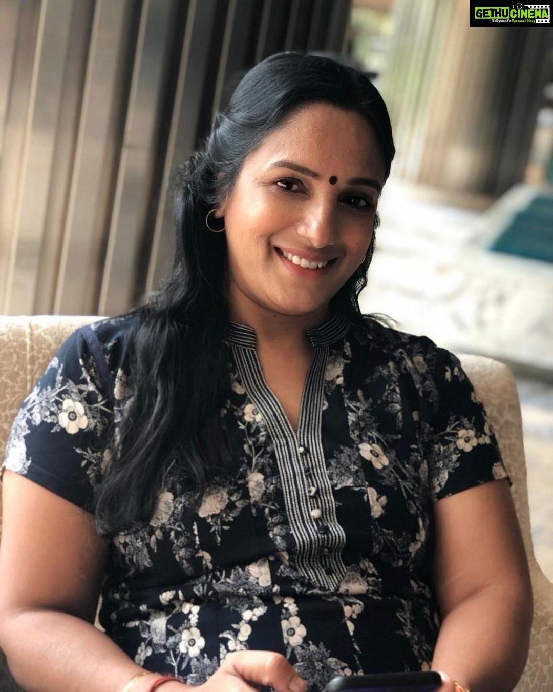 Anukreethy Vas Instagram - Happiest Birthday to the strongest woman I know @seleenamohan 💕 HAPPY BIRTHDAY MOM 💋 You’ve been my biggest inspiration since day one and you always amuse me with your personality ! I’m always in awe at your beauty , empathy and your aura ! You are amazing and I’m truly glad that you’re my mom ❤️ . You’re a superstar mom I love you ♥️ . Everything that I know today is what I’ve learnt from you mom ! You taught me how to work hard and to how to not give up ! I miss you @seleenamohan 🙈 . Btw how are you looking more young everyday ? . #momsbirthday #mom Chennai, India