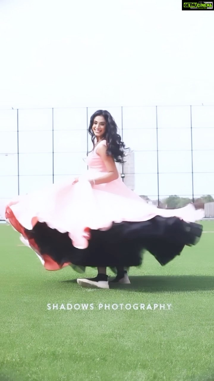 Anukreethy Vas Instagram - Gave transition a small try β€οΈπ . . . Muah @sangeethamakeoverartistry β€οΈ Video courtesy @ajay_shadowsphotography π₯ Outfit @archana.karthick π Jewellery @fineshinejewels π . . #transition #cinderella #phoneya #feelitreelit #feelkaroreelkaro #anukreethyvas #