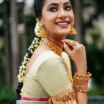 Anukreethy Vas Instagram - Malabar gold and diamonds campaign ❤️ . Kerala bride ❤️ . Mua @im__sal 💋 Styling @vibhutichamria 🔥 DIrector @kookievgulati 🎥 PC @siddharthamportraits 📸 @timestalent @malabargoldanddiamonds @missindiaorg . #keralabride #bridesofindia #malabargoldanddiamonds #southindianbride #southindianweddings #wedding #jewelerydesign Taj Krishna, Hyderabad