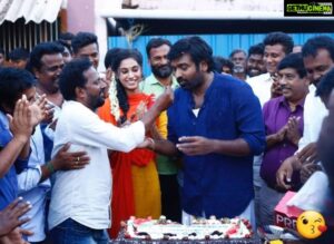 Anukreethy Vas Instagram - Congratulations @actorvijaysethupathi Sir for winning the national award 🥇 😍😍🥳🥳 ! 
Super happy for you and extremely proud of you ! Wishing you more and more success in life 💗 
.
#vijaysethupathi #vjs #nationalaward #superdeluxe #shilpa  #bestsupportingactor #anukreethyvas