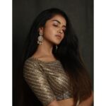 Anupama Parameswaran Instagram - आरज़ू ♥️ Outfit - @bhargavikunam Jewellery - @avignafinejewels Styling- @shilpagns Styling assistant- @itihas_malyala 📸- @shareefnandyala Hairstyle @koli_sarika7313