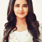 Anupama Parameswaran Instagram - Anupama #passportphotochallenge 🤦🏻‍♀️