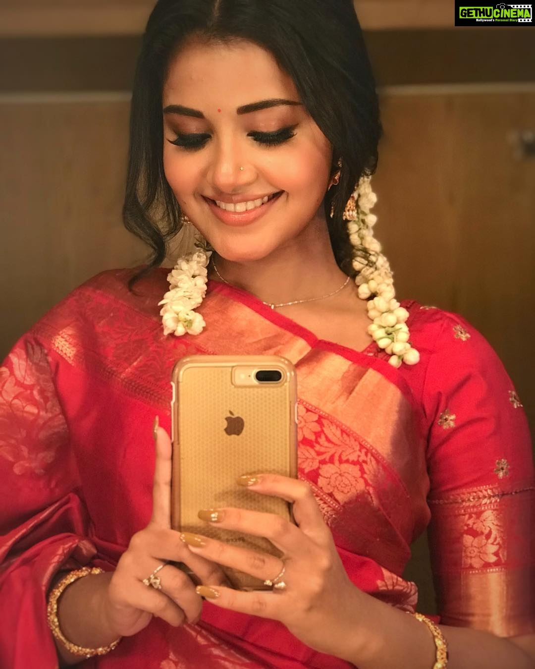 Anupama Parameswaran Instagram - Styled by @moneeshaofficialm ♥️