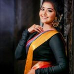Anupama Parameswaran Instagram - Loved this one ♥️♥️♥️♥️♥️ From the bottom of my heart I Thank my team for all the hardwork ♥️ thanking you all for all the support 😍🙏🏽 Stylist @lavanyabathina Saree @archithanarayanamofficial Blouse @asmitha.madhulatha Accessories @mspinkpantherjewel PC @Kalyanchatha6840 MUA @shelarpravin99 Hairstyle @koli_sarika7313 #tejiloveyou audio function ♥️