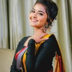 Anupama Parameswaran Instagram - Loved this one ♥️♥️♥️♥️♥️ From the bottom of my heart I Thank my team for all the hardwork ♥️ thanking you all for all the support 😍🙏🏽 Stylist @lavanyabathina Saree @archithanarayanamofficial Blouse @asmitha.madhulatha Accessories @mspinkpantherjewel PC @Kalyanchatha6840 MUA @shelarpravin99 Hairstyle @koli_sarika7313 #tejiloveyou audio function ♥️