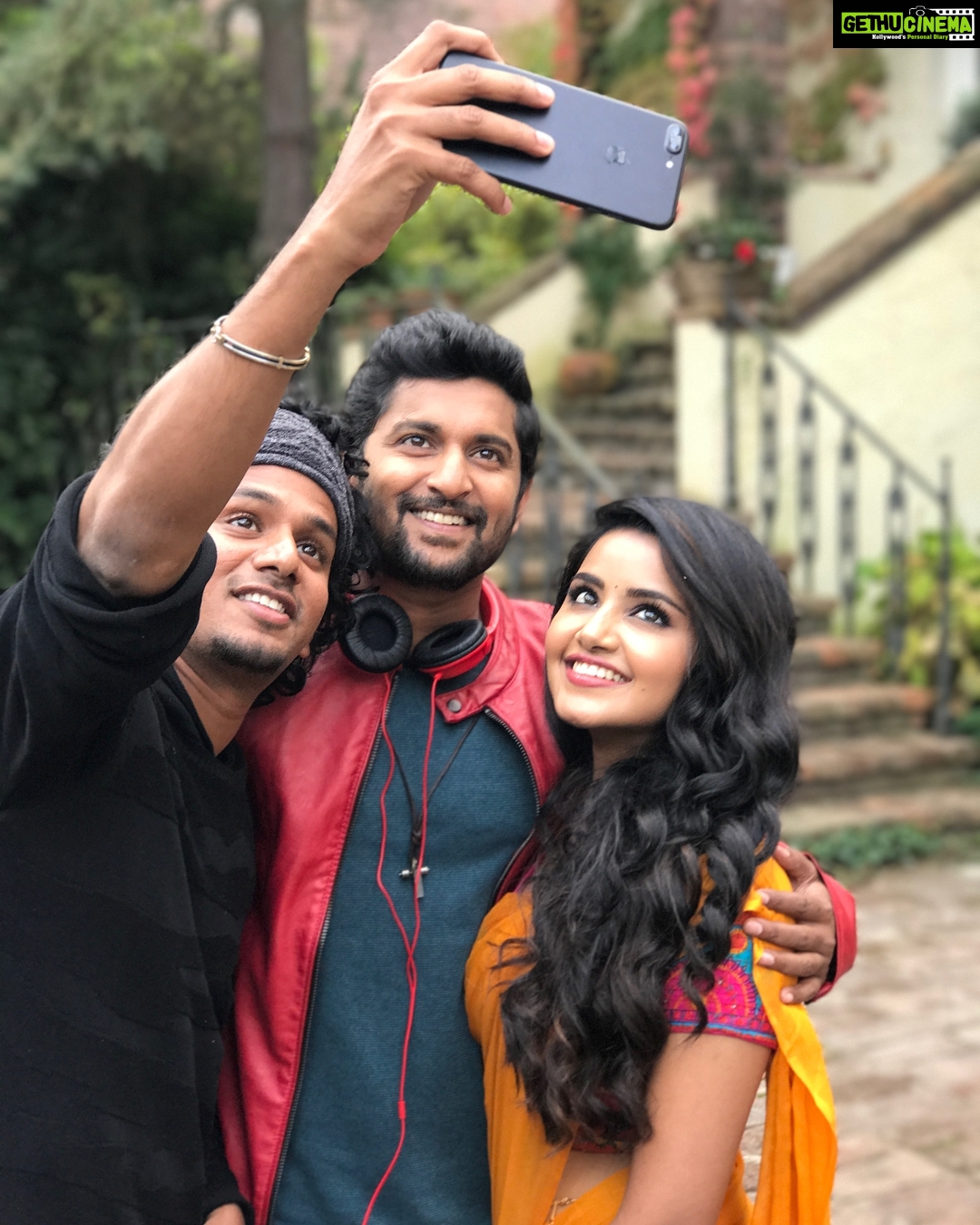 Anupama Parameswaran Instagram - 💁🏻♀️
