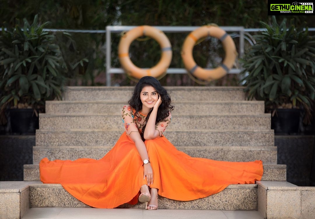 Anupama Parameswaran Instagram - #krishnarjunayudham promotions π₯ Loved this one Styled and designed by my cuties @madhulathareddylabel πππ Clicked by @karteeksivagouni πΈβπΌ MUA @shelarpravin99 Hairstyle @sarikahonrao Donβt miss our #KAY tmro π Love yaaaaaa
