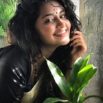 Anupama Parameswaran Instagram - Vishu vibes 🌟 #dadclicks Clicked by @parameswaranerekkath