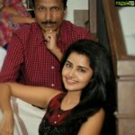 Anupama Parameswaran Instagram - Can’t thank u enough ...... but I promise.... I will make you proud ❤️😍😘 Happy birthday achaaa 🎁 Love yaaaaaa 🙆🏻‍♀️😻