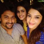 Anupama Parameswaran Instagram - When I met two crazy ppl @nameisnani and @mehreenpirzadaa 😘😘😘