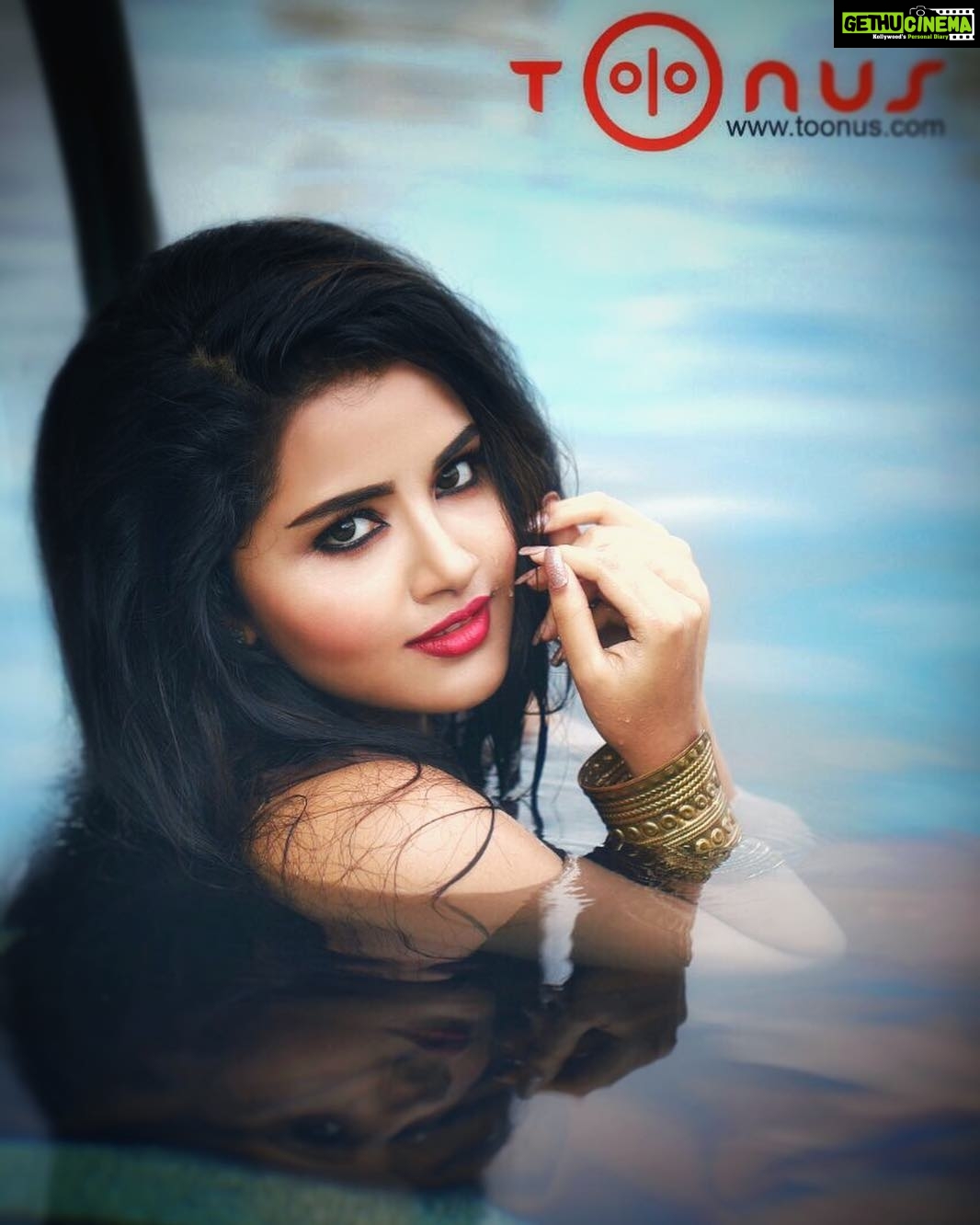 Anupama Parameswaran Instagram - Clicked by @toonusunny 😻 Styled by @arathijayaraj 😍 Makeup by @renju_renjimar🤗 For #grihalakshmi
