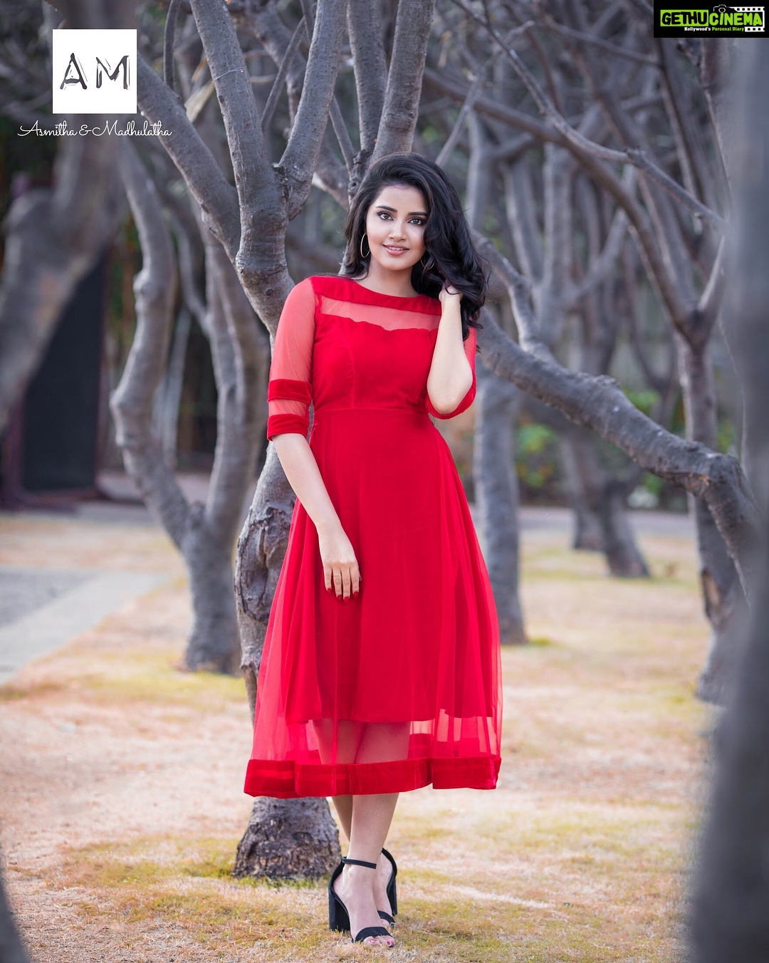 Anupama Parameswaran Instagram - For the launch of #MissionInterstellar at wonderla Hyderabad ❤️ Design And Styled by: @madhulathareddylabel 😻😘 Shot by: @karteeksivagouni😊