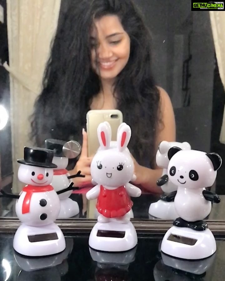 Anupama Parameswaran Instagram - Happiness is partying with ur friends 😍🙈🙊🙉😍