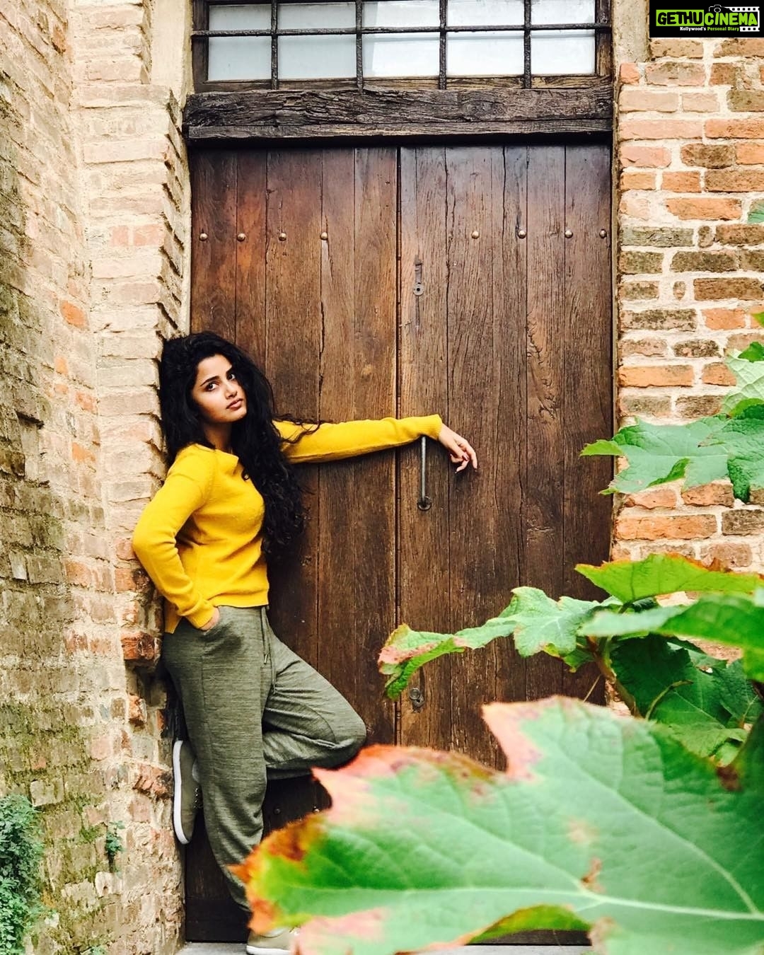 Anupama Parameswaran Instagram - One of my favs♥️ Missing #prague already Doha