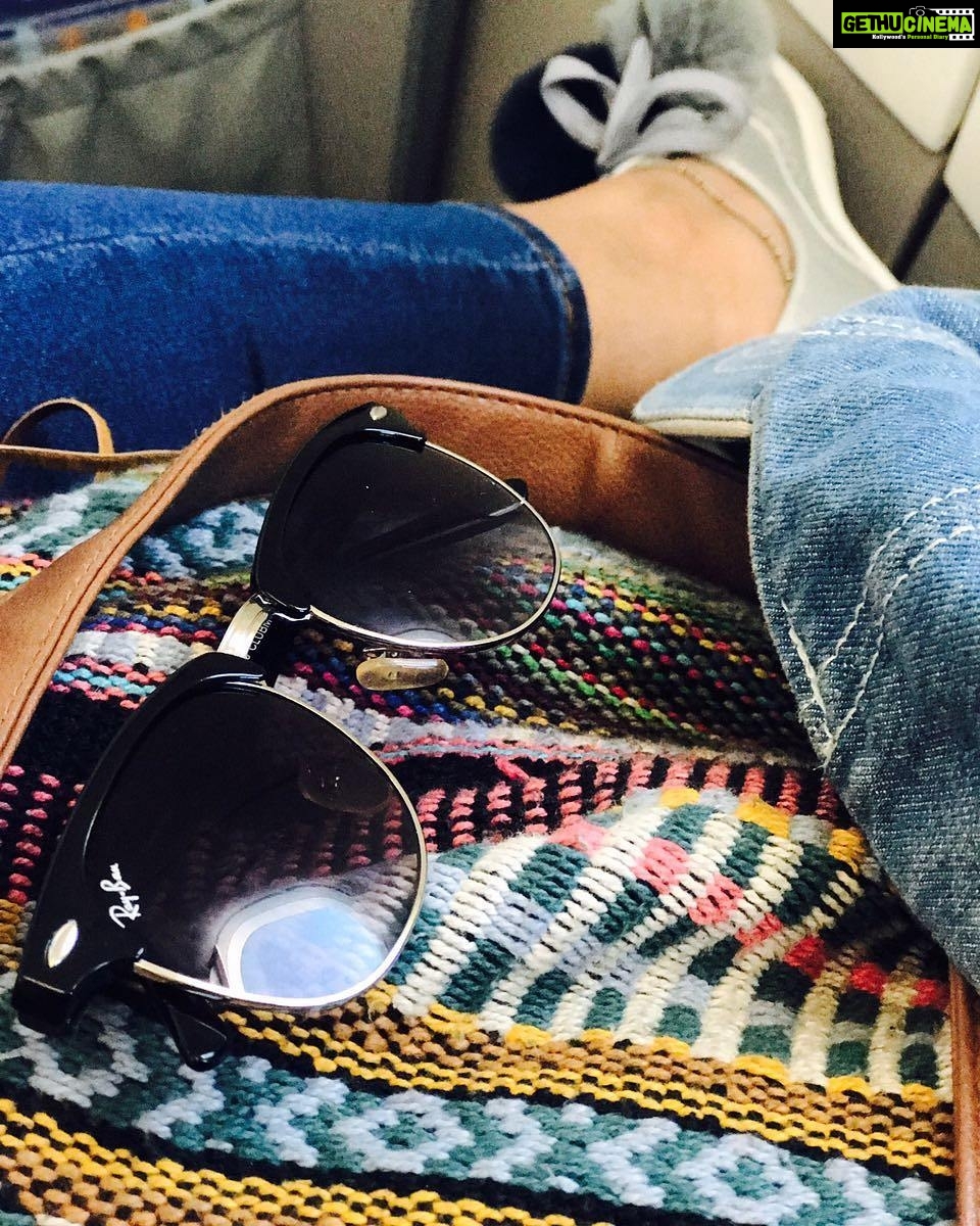 Anupama Parameswaran Instagram - Pack ur bags ❤ Let's explore the world 🌍