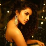 Anupama Parameswaran Instagram - Diwali vibes ✨ Dress-@aninaboutique1 Styling - @greeshma_krishna.k Jewellery - @pretty.jewelbox Pc- @crafty_chandu