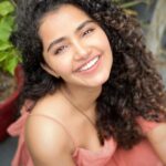 Anupama Parameswaran Instagram - Smiles for miles 🌸