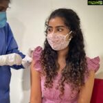Anupama Parameswaran Instagram - Jabbed 😬 #vaccinationdone✔️ #takethejab💉✅ And tell me what does the second picture tell you 😝 Amrita Institute of Medical Sciences & Research Centre