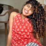 Anupama Parameswaran Instagram - Thinking if February can March? Hmmm…No but April May 😆 #postlockdownstruggle