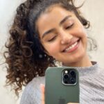 Anupama Parameswaran Instagram - When my skin actually gets to breathe !!! #nomakeup