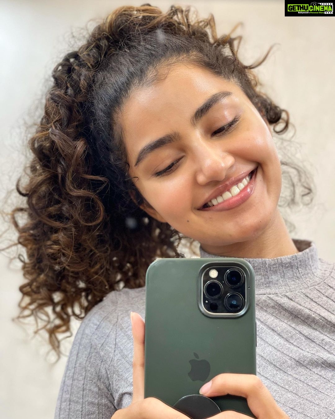Anupama Parameswaran Instagram - When my skin actually gets to breathe !!! #nomakeup