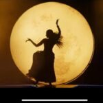 Anupama Parameswaran Instagram – Dancing with the moon 🌝 
#brindhavanam 

Link in bio♥️