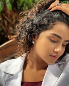 Anupama Parameswaran Instagram - 😊 PC @shelarpravin99