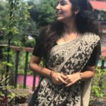 Anupama Parameswaran Instagram – This is the “Chandra saree” for me… the saree which helped me figure out who Chandra was … draping you , spending 3/4 days in you, working with you … I believe all that made a lot of difference… those little things does matter ♥️ 

REMEMBER this @rjshaan @million_dollar_beard ?