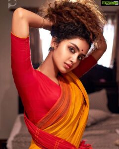 Anupama Parameswaran Instagram - You don’t have to be an anti-man to be a pro-woman!!! And vice versa ...That’s where the change should start... 💫 Link in bio