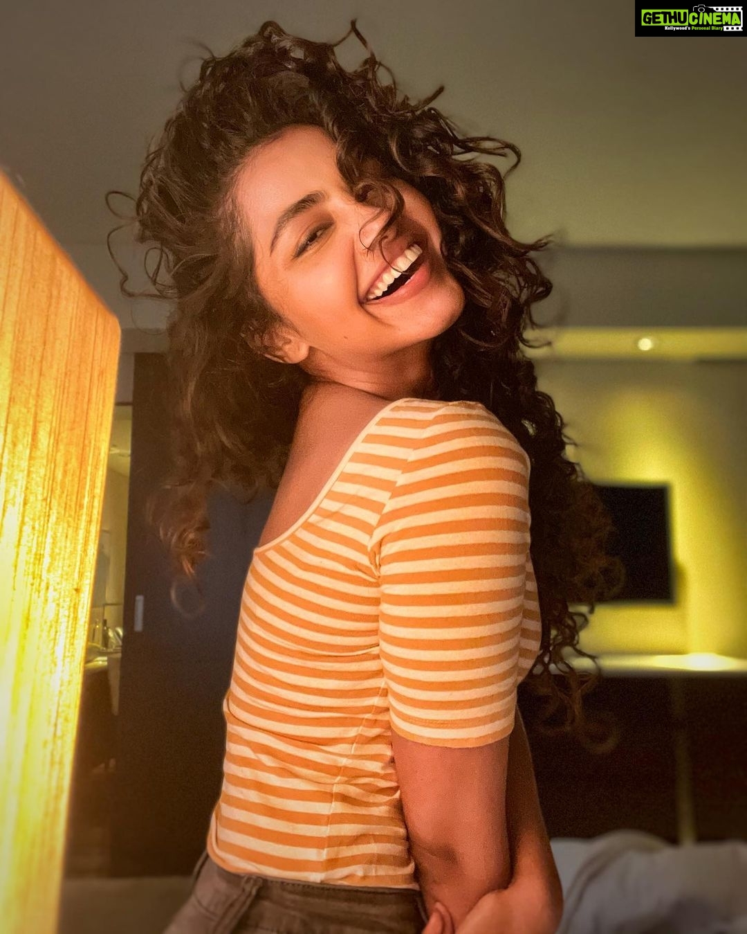 Anupama Parameswaran Instagram - Proof people that I can pose better than you. I ain’t normal... lol