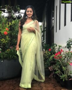 Anupama Parameswaran Instagram - 🍃🍃🍃🍃🍃 Wearing @the_drape_studio Ear piece @mapra_jewellery PC @sajadkaakku