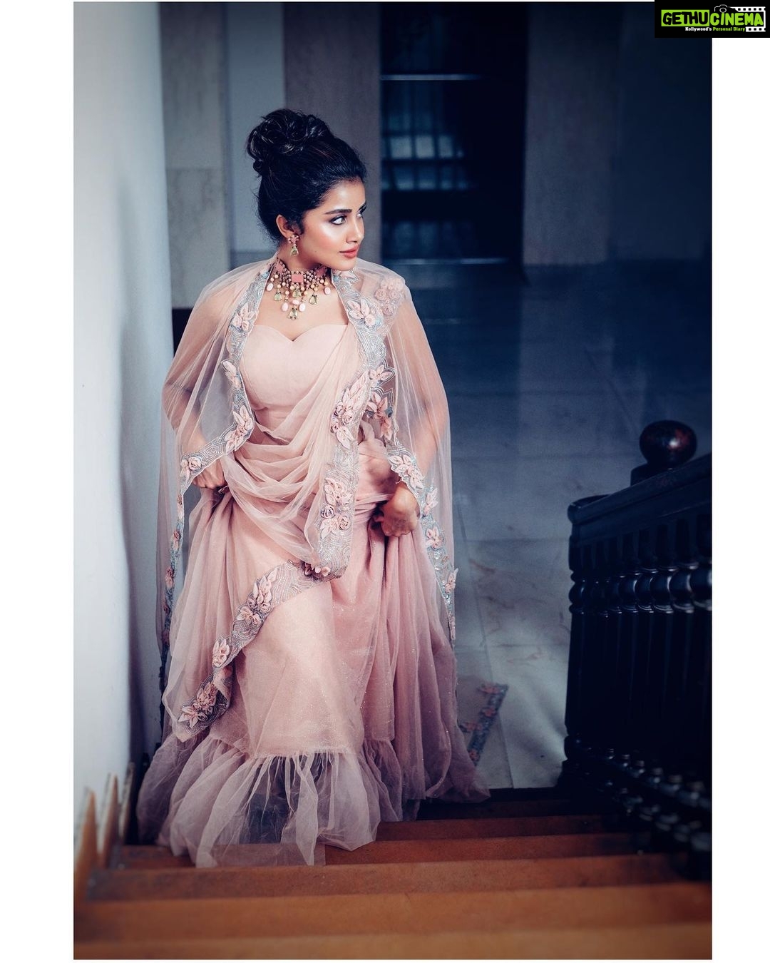 Anupama Parameswaran Instagram - Out of captions... Help me out with one 🤷🏻♀️