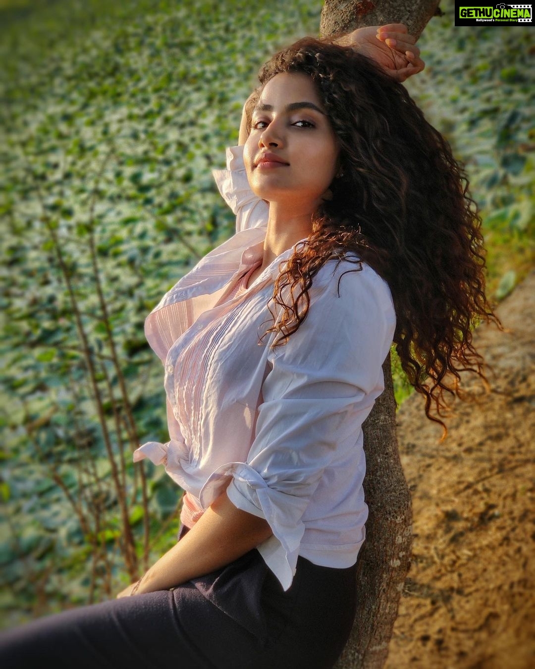 Anupama Parameswaran Instagram - In search of a lotus ...... 📸 @sayoojmohan