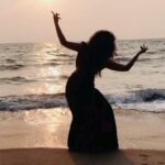 Anupama Parameswaran Instagram - Just feeling the sunset 🌅