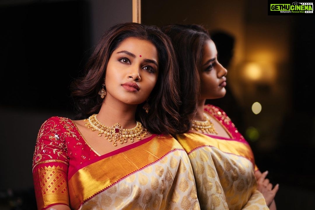 Anupama Parameswaran Instagram - Styling by @lavanyabathina ♥️ & @venkatesh_93 Blouse Designer by @chandraandvamsistudio Accessories by @kundhanajewellery P.C 📸 by @sreekruthsravan