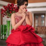 Anupama Parameswaran Instagram - Absolutely in love with this gown by @maria.tiya.maria ♥️ @joe_elize_joy my girl ... the 4.5 years or wait is over .. In love with your makeup @shiva_makeover and @fazil_pallikkal_ your clicks are amazing 📸😍 Jewellery by @m.o.dsignature 💍