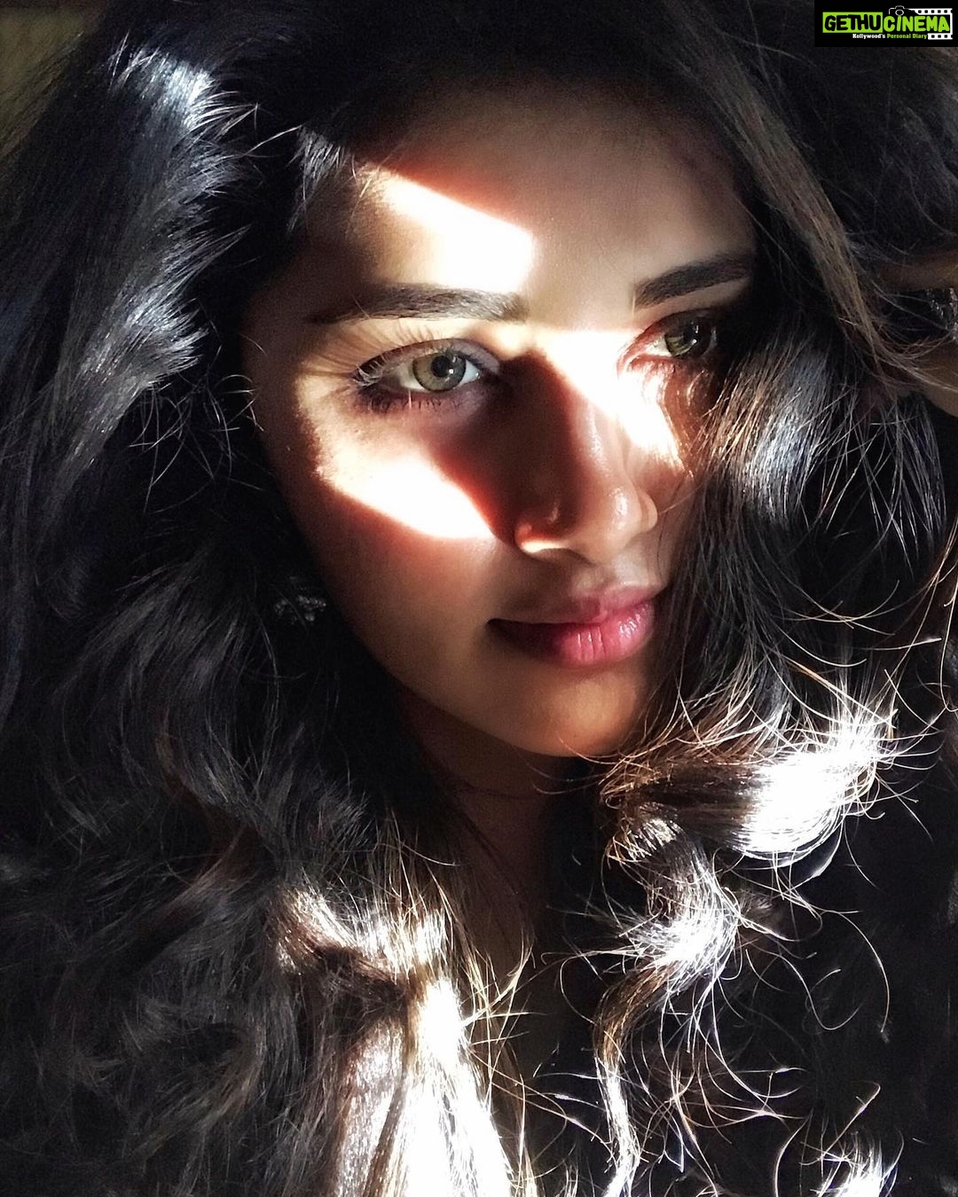Anupama Parameswaran Instagram - Sun day ☀️ Clicked by me 😋