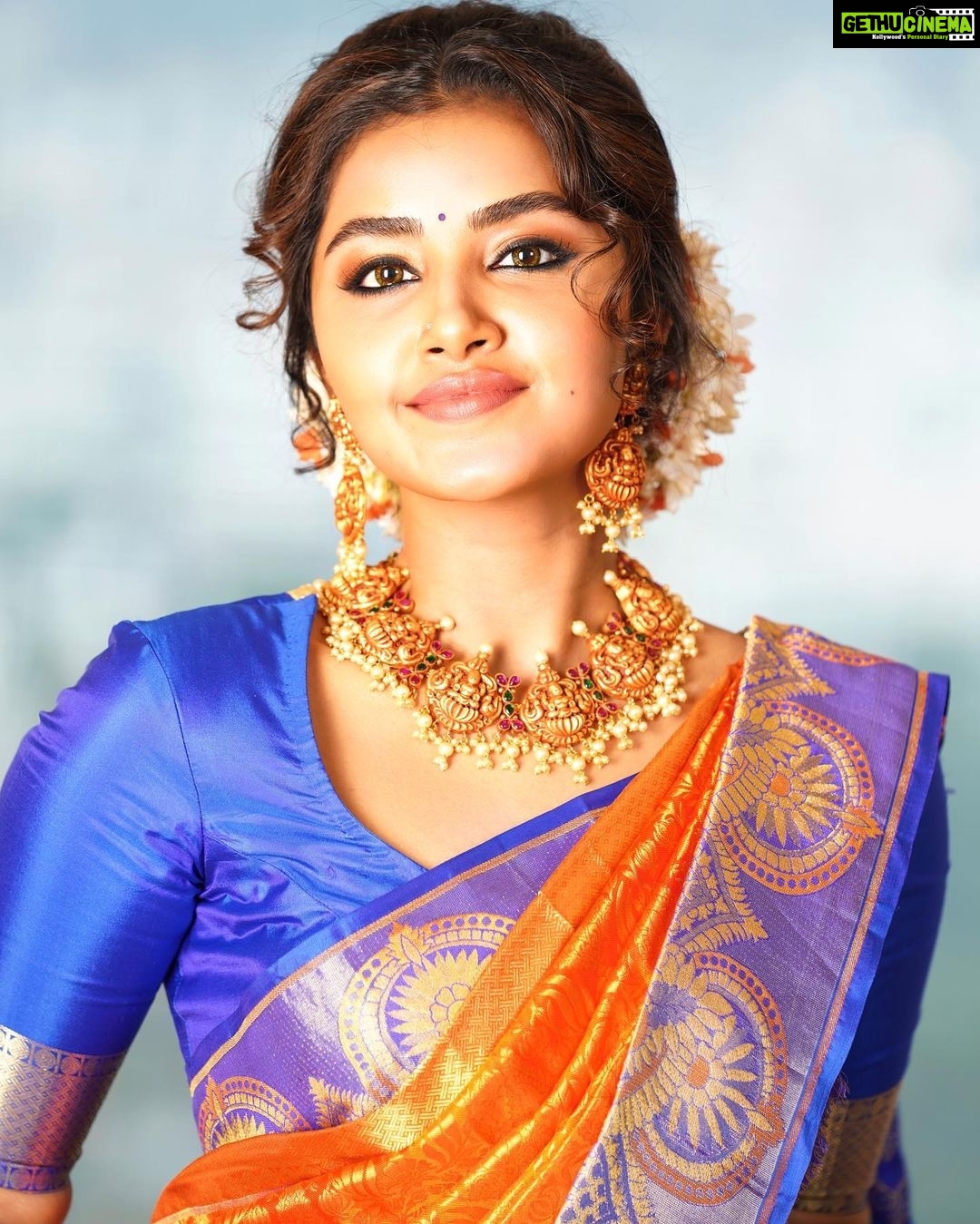 Anupama Parameswaran Instagram Darling... !!! it’s neither “story