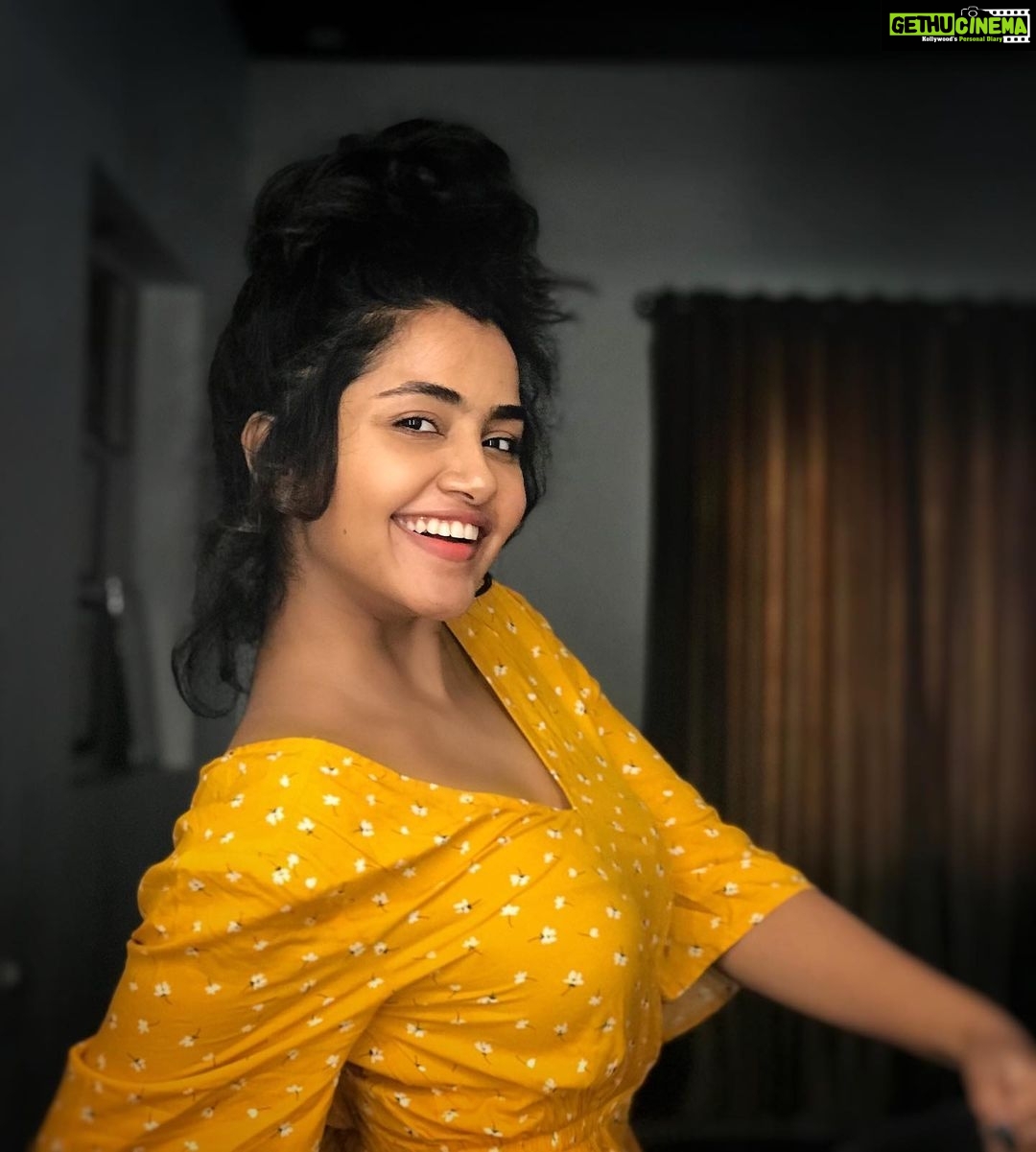 Anupama Parameswaran Instagram - For every minute you are angry you lose 60 seconds of happiness Wearing @polagoclothing