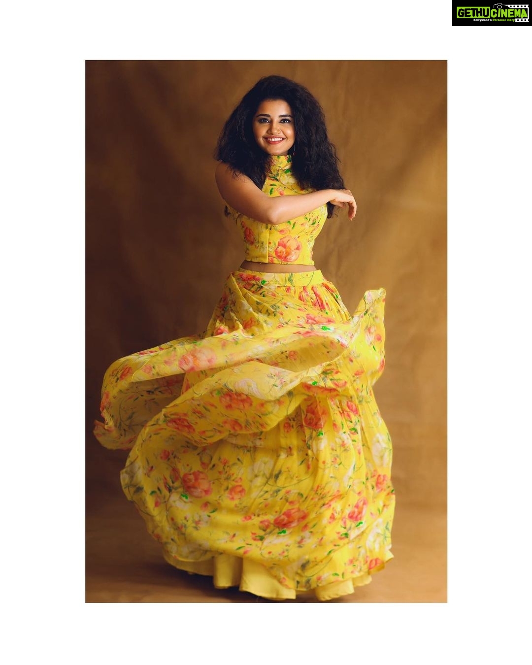 Anupama Parameswaran Instagram - 💫 Styling @lavanyabathina & @venkatesh_93 Dress 👗 @keyaradesignofficial Accessories @houseof_baalee Makeup @shelarpravin99 Hairstyle @koli_sarika7313 PC @vd_galleries