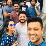Anupama Parameswaran Instagram - 🤗🤗🤗 @sajadkakku @krishna_sankar_ @maneeshnambeesan @vishakrwarriar @vineethkrishnan._ and Ameer Sir 😇