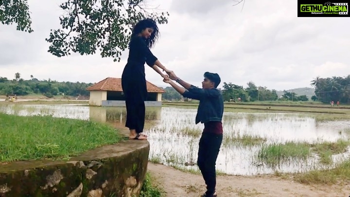 Anupama Parameswaran Instagram - And he will never let me fall ♥️ (I guess 🤷🏻♀️🤪) #brother#love