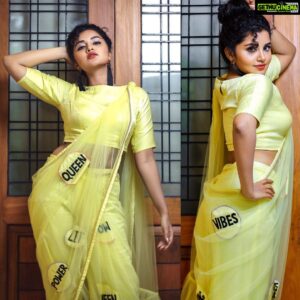 Anupama Parameswaran Instagram - Hashtag...Queen...Power...Lit...Vibes...Wow