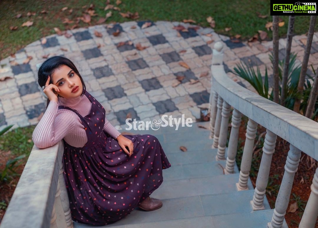 Anupama Parameswaran Instagram - Mathrubhumi star and style magazine shoot ππ» Photography : @arun_payyadimeethal Styling : @arjun_vasudevs Accessories : @rareroomofficial Costume : @kaadhi_by_seenuakku Make up : @subiganesh Retouch : @suveeshgraphiccynaid